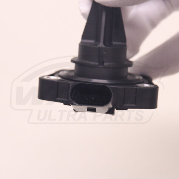 Engine Oil Level Sensor | 04E907660D